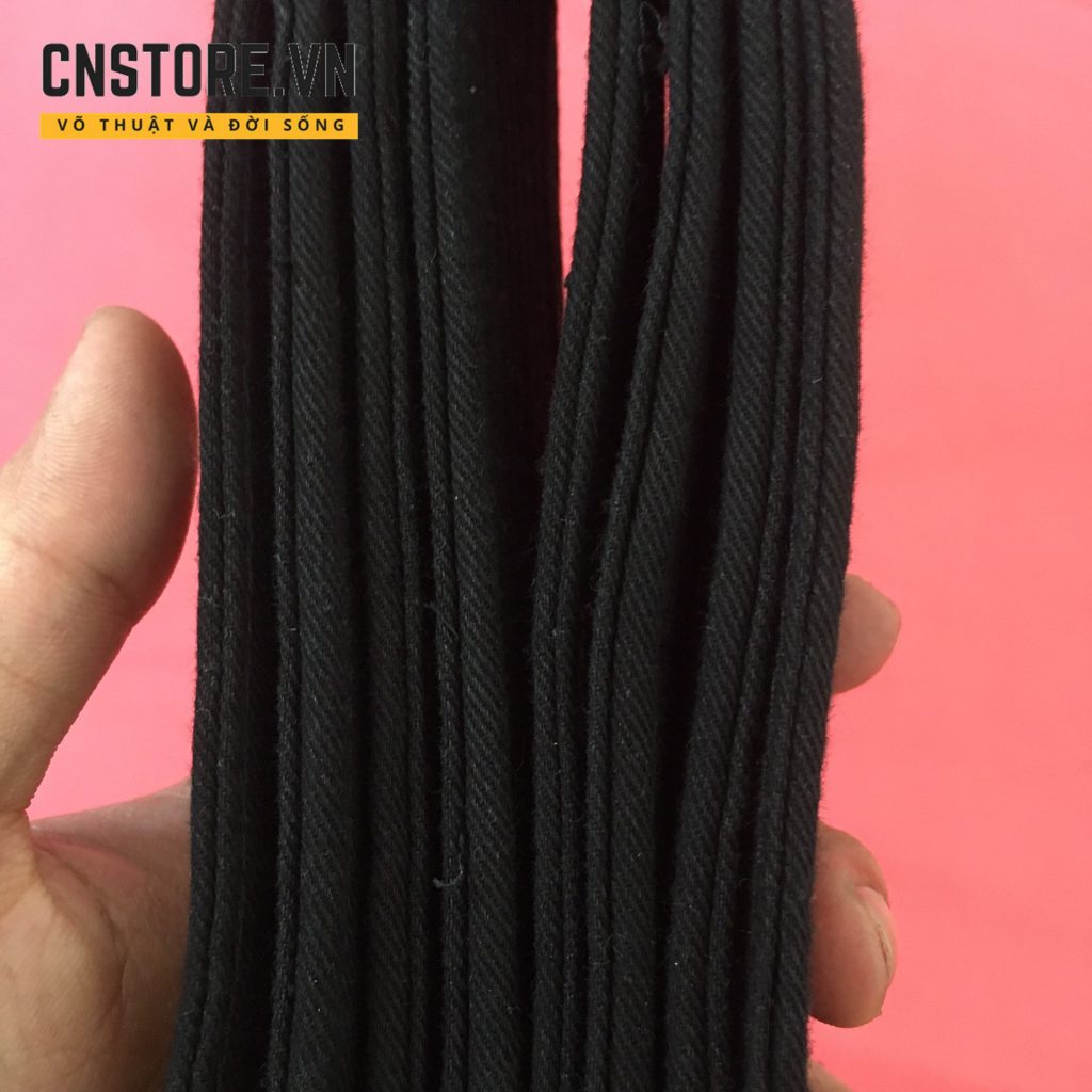 đai đen taekwondo dày